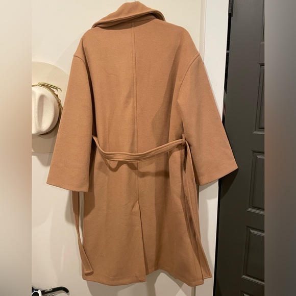 Abercrombie & Fitch Camel Coat - Picture 2 of 3